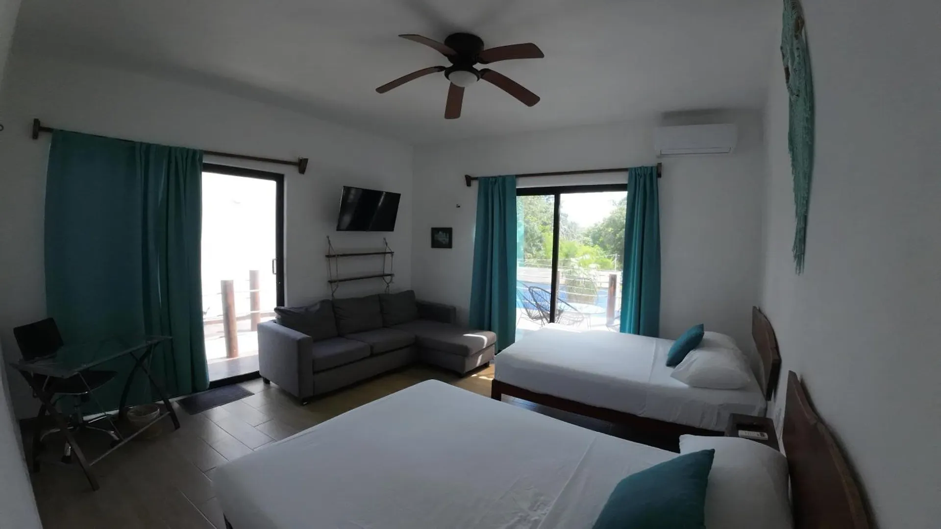 Ade Hotel Bacalar 3*,