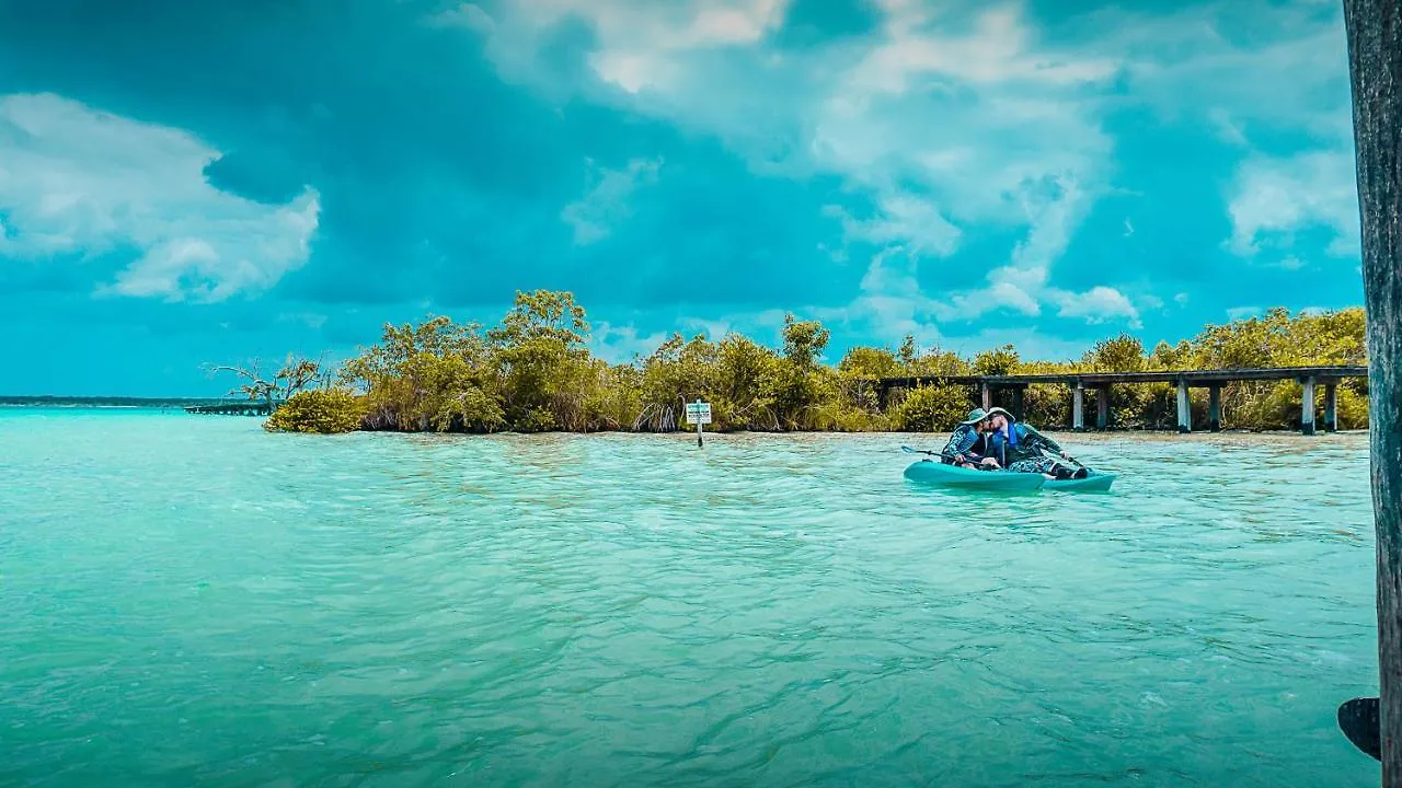 ***  Ade Hotel Bacalar Messico