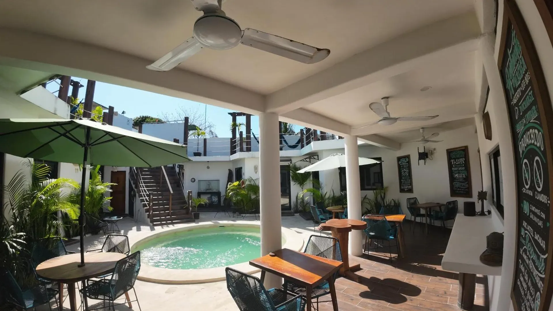 Ade Hotel Bacalar 3*,