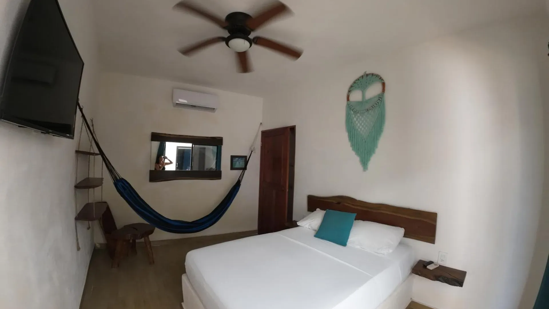 Ade Hotel Bacalar 3*,