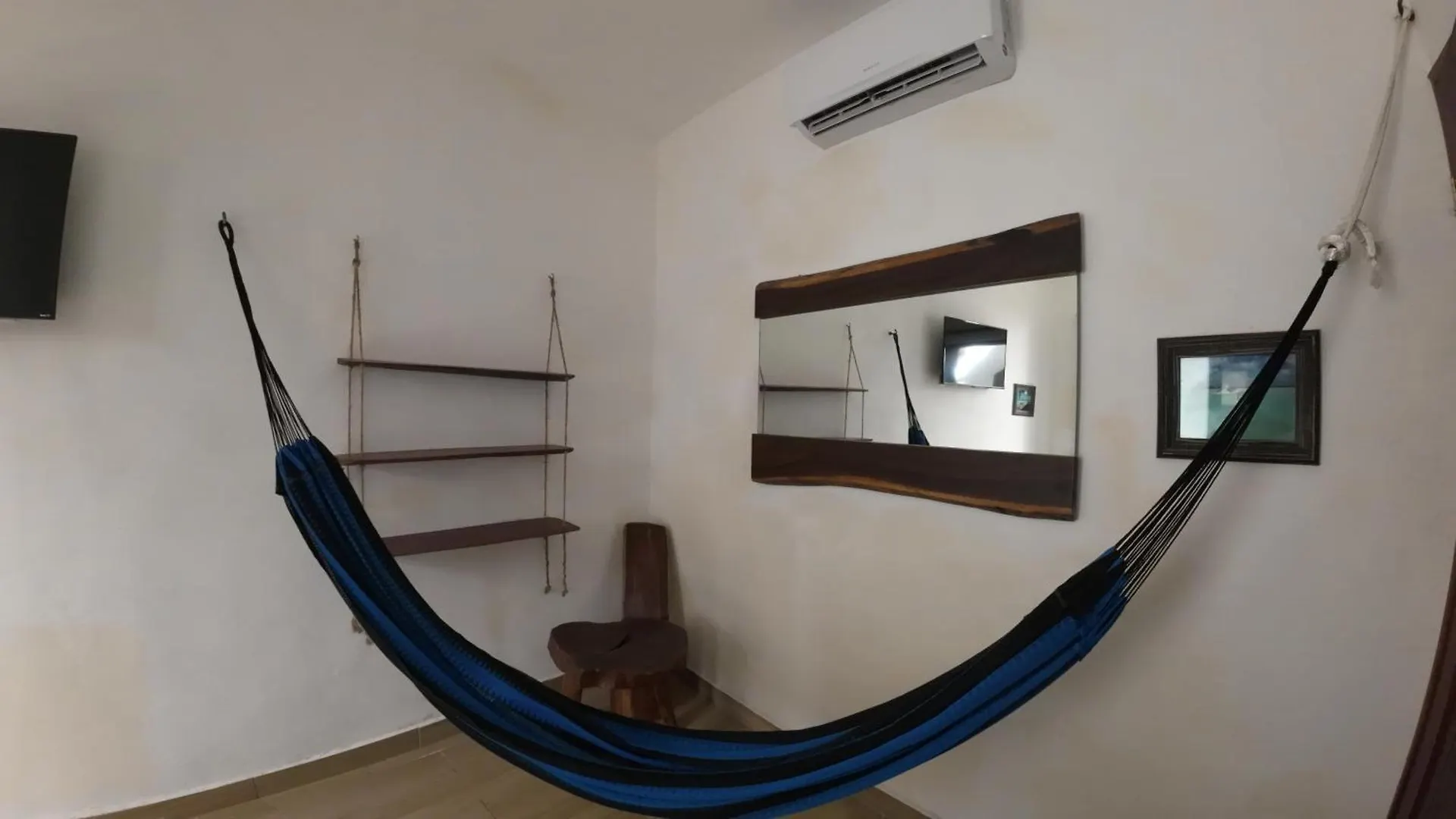Ade Hotel Bacalar 3*,